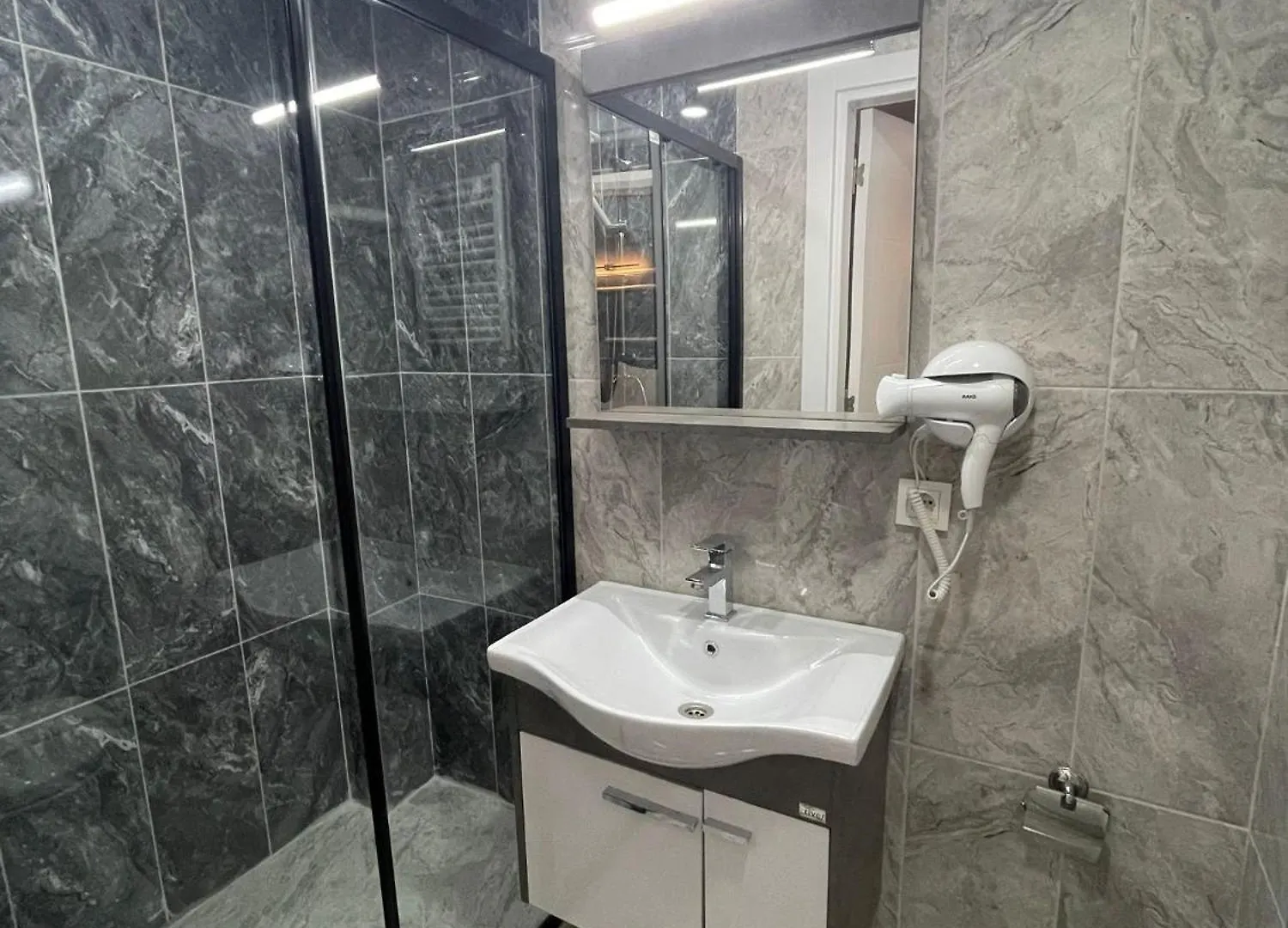Fabesco Suite Стамбул 0*,
